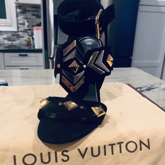 Black Shocking Suede Studded Sandals Limited Ed - Picture 2 of 6